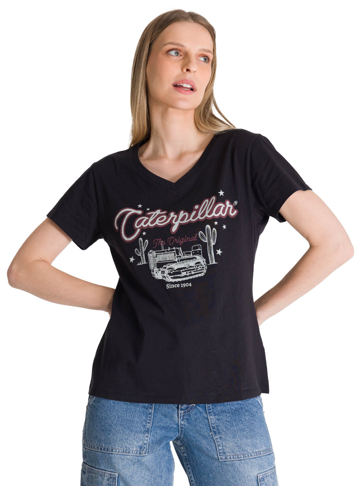 Camiseta Lifestyle V-Neck Graphic Tee 1 Para Mujer - CAT Lifestyle